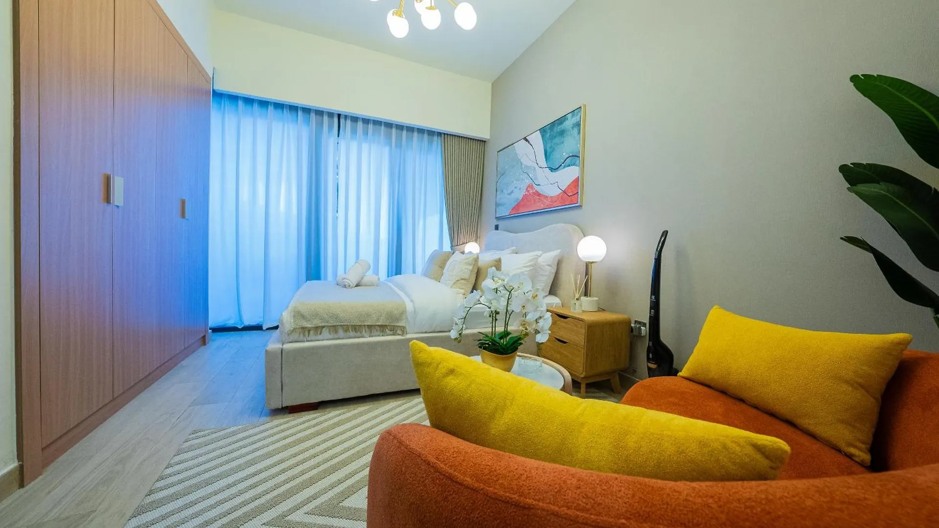 Elegant Studio With Pool Access & Private Terrace Dubai United Arab Emirates